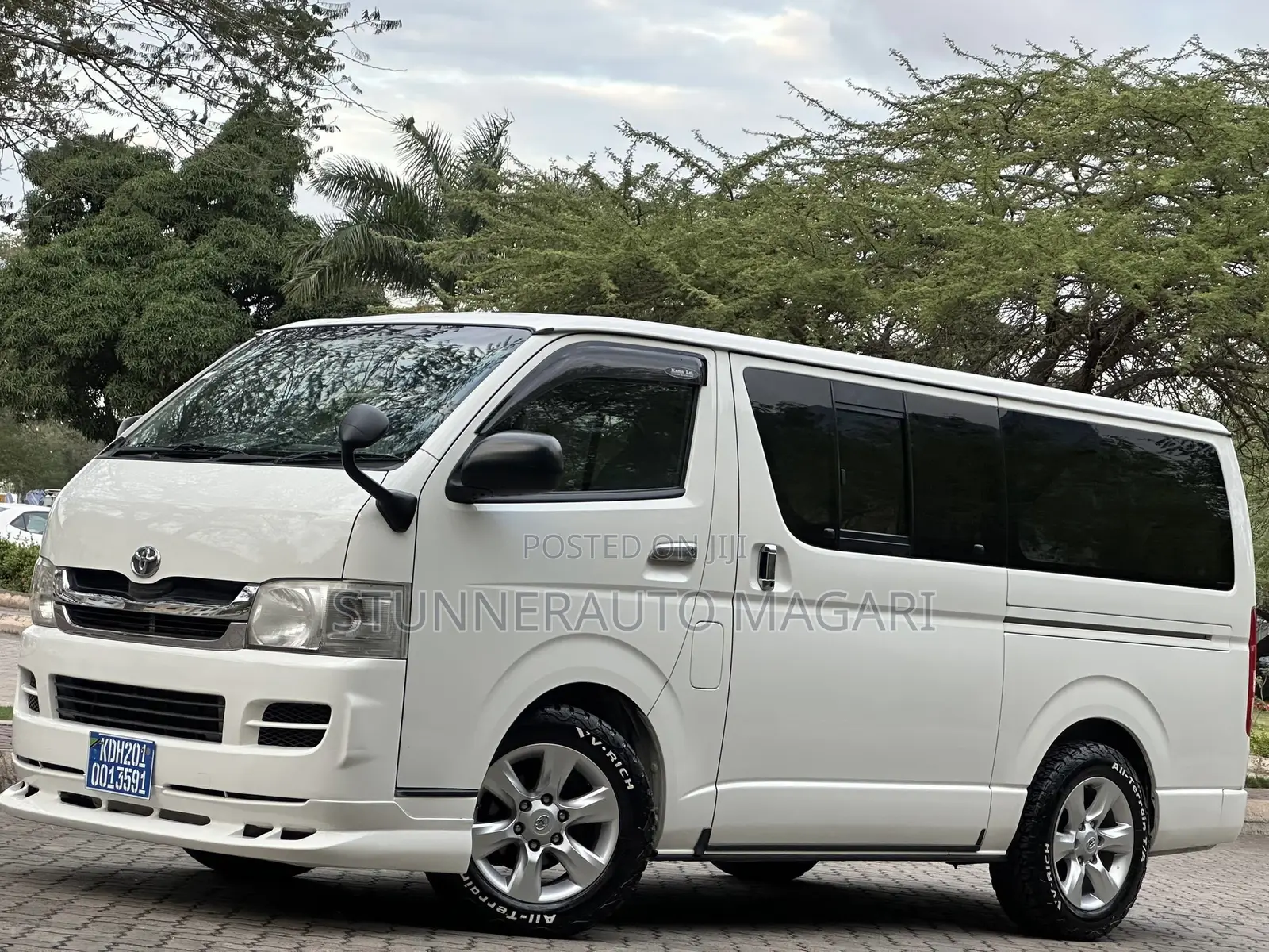 Toyota HiAce 2008 White