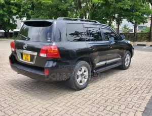 Toyota Land Cruiser 2009 Black