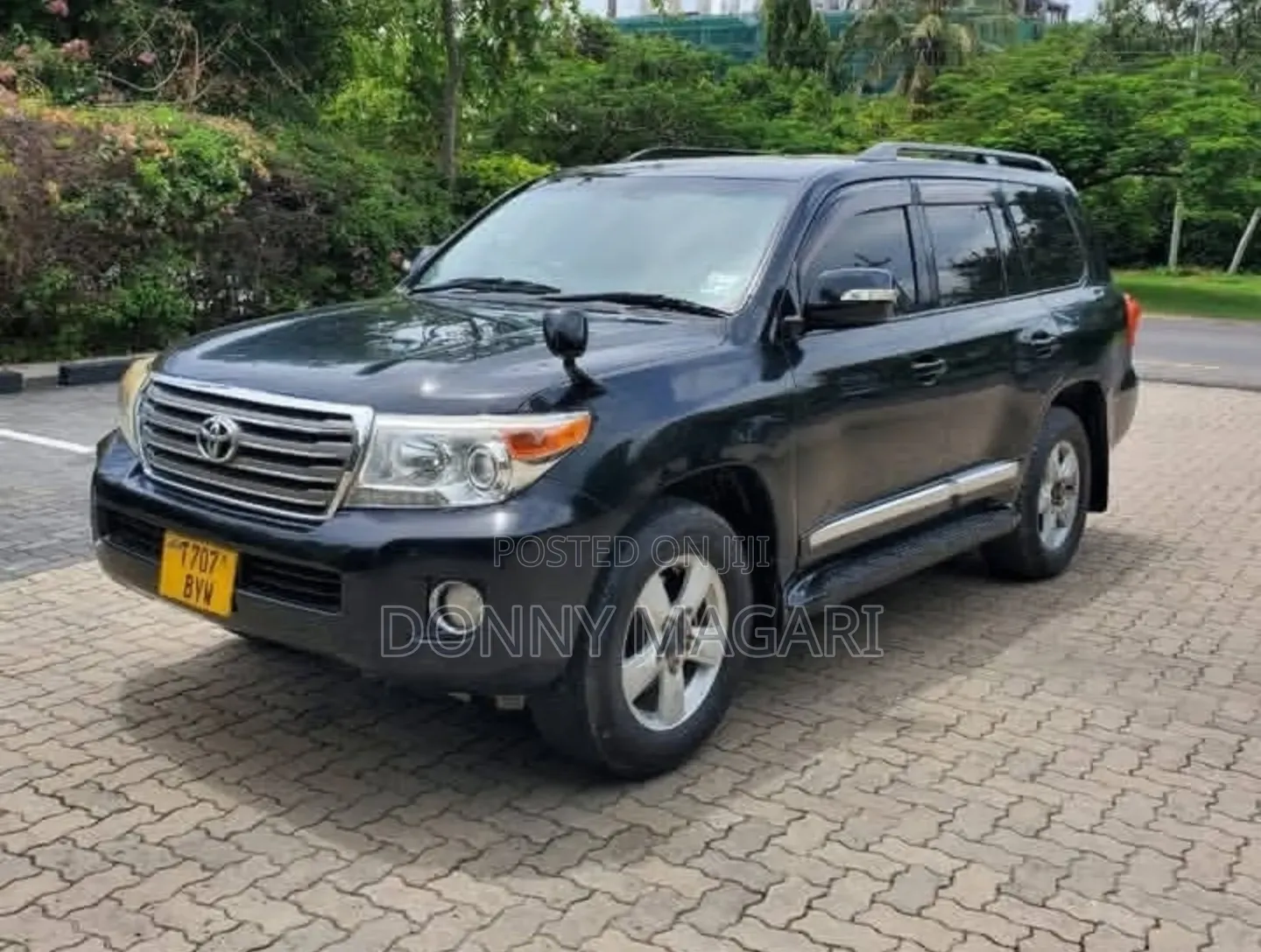 Toyota Land Cruiser 2009 Black