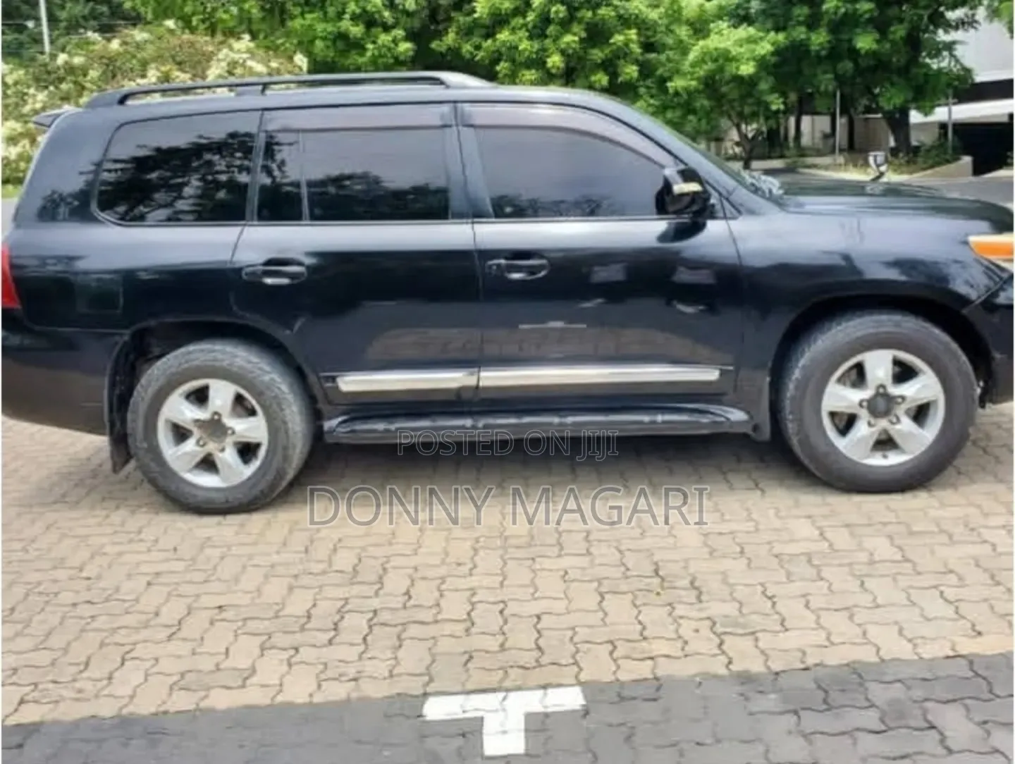 Toyota Land Cruiser 2009 Black