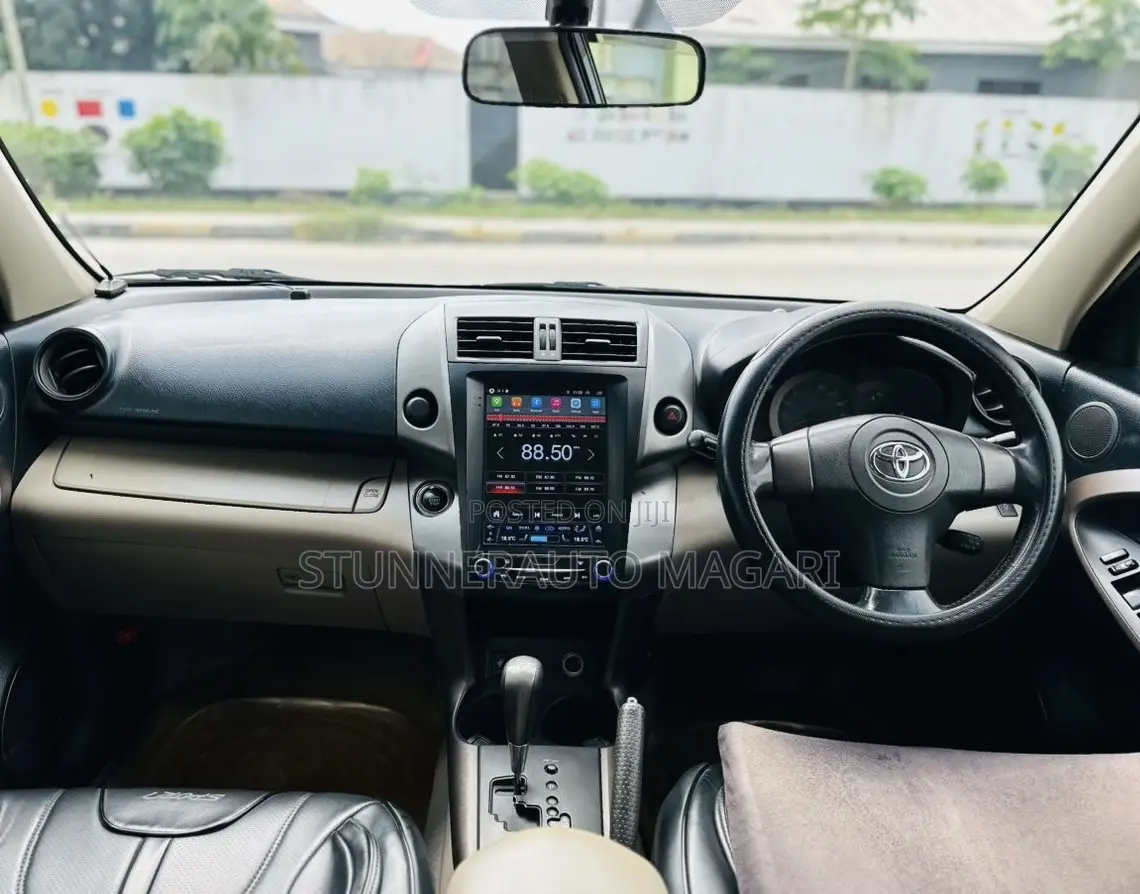 Toyota Vanguard 2009 Gray
