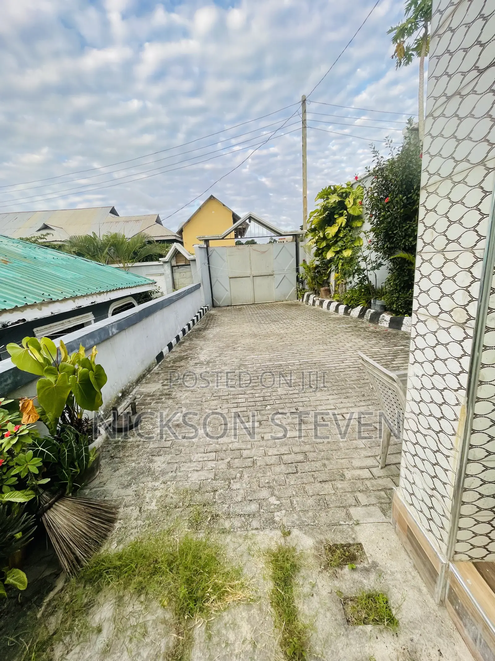 3bdrm Apartment in Saranga, Kimara for sale