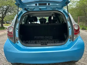 Toyota Aqua 2013 Blue
