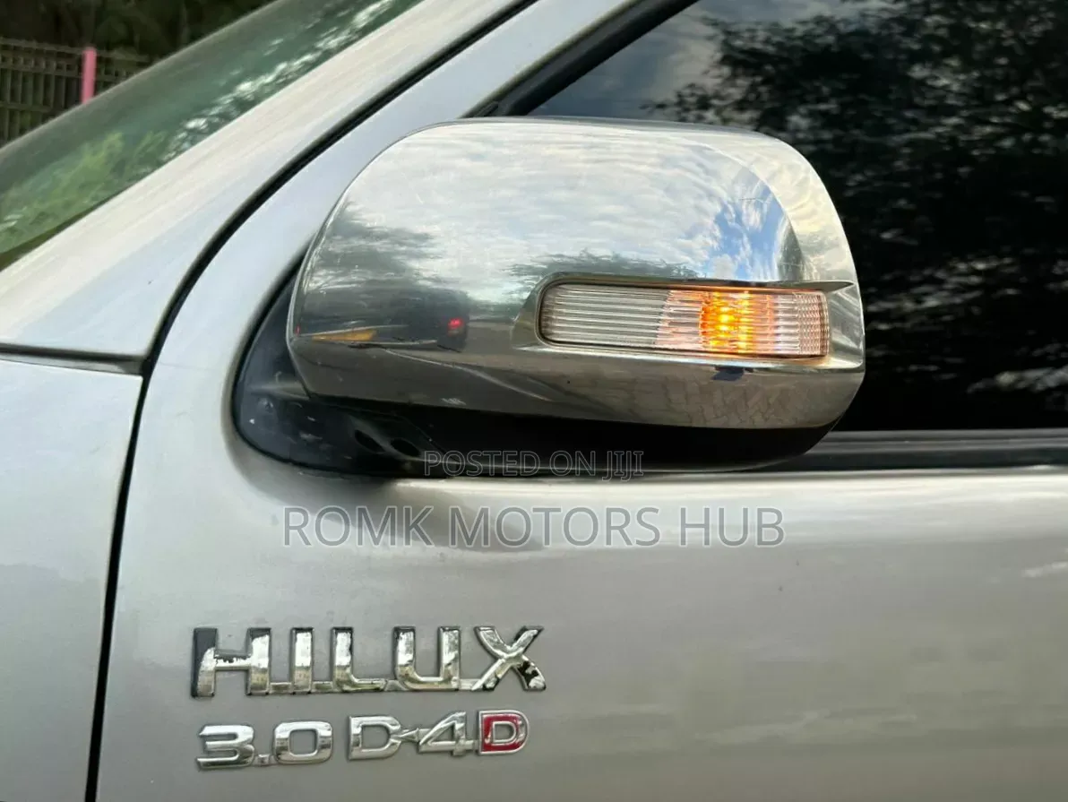 Toyota Hilux 2015 Silver