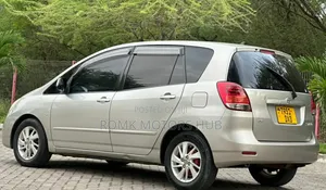 Toyota Corolla Spacio 2004 Silver