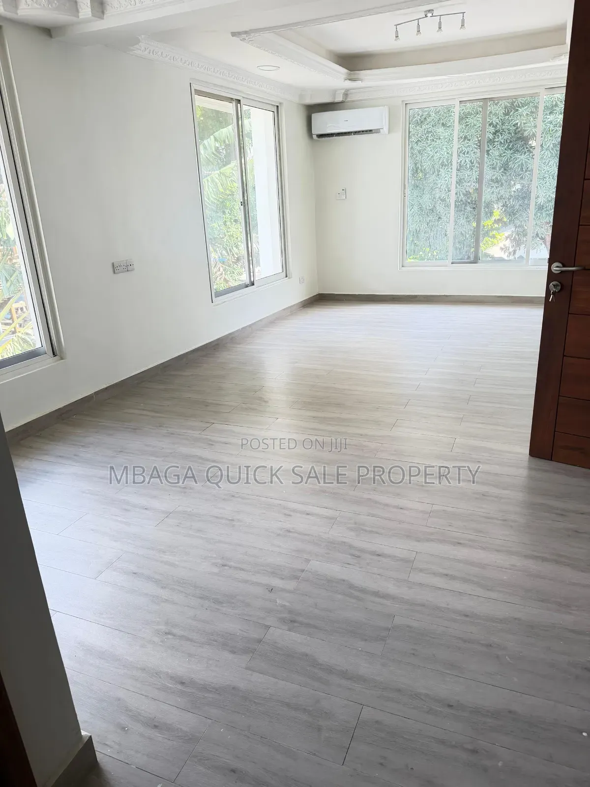 6bdrm Apartment in Oyster Bay for rent