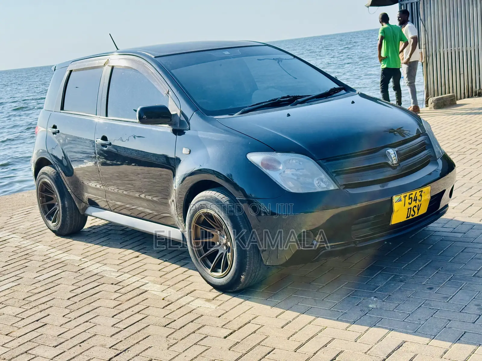 Toyota IST 2005 Black