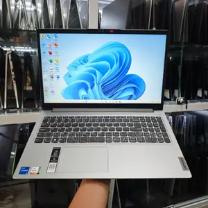 New Laptop Lenovo IdeaPad 1 16GB Intel Core i5 SSD 256GB