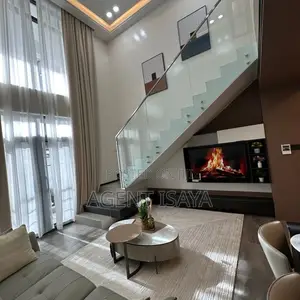 Furnished 2bdrm Apartment in Oyster Bay for sale