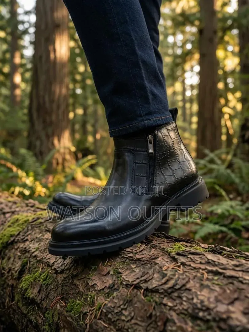 3 Colours Clarks Brand Men's Leather Boots or Shoe Footwears