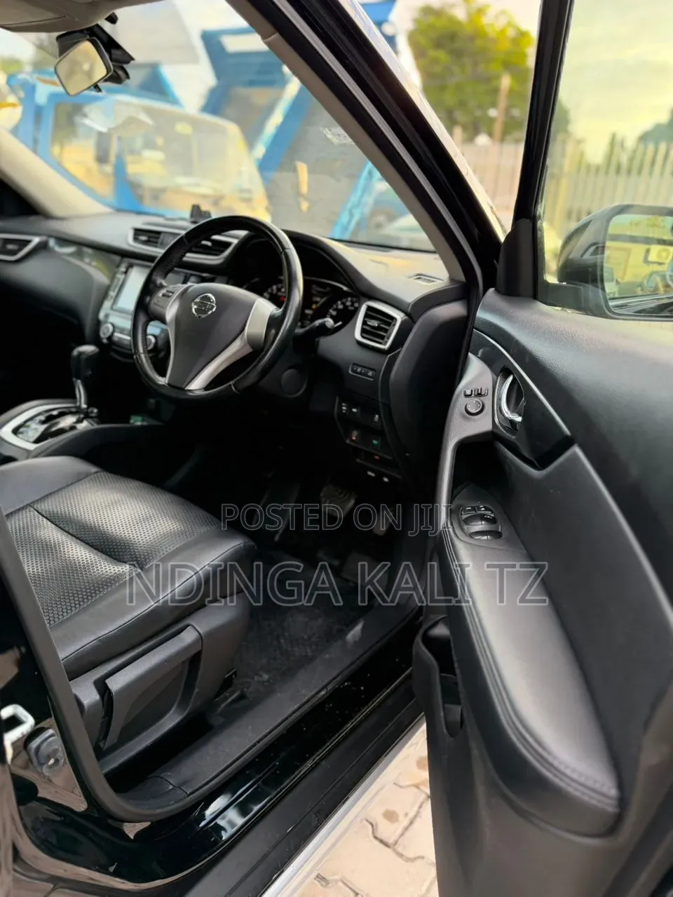Nissan X-Trail 2013 Black