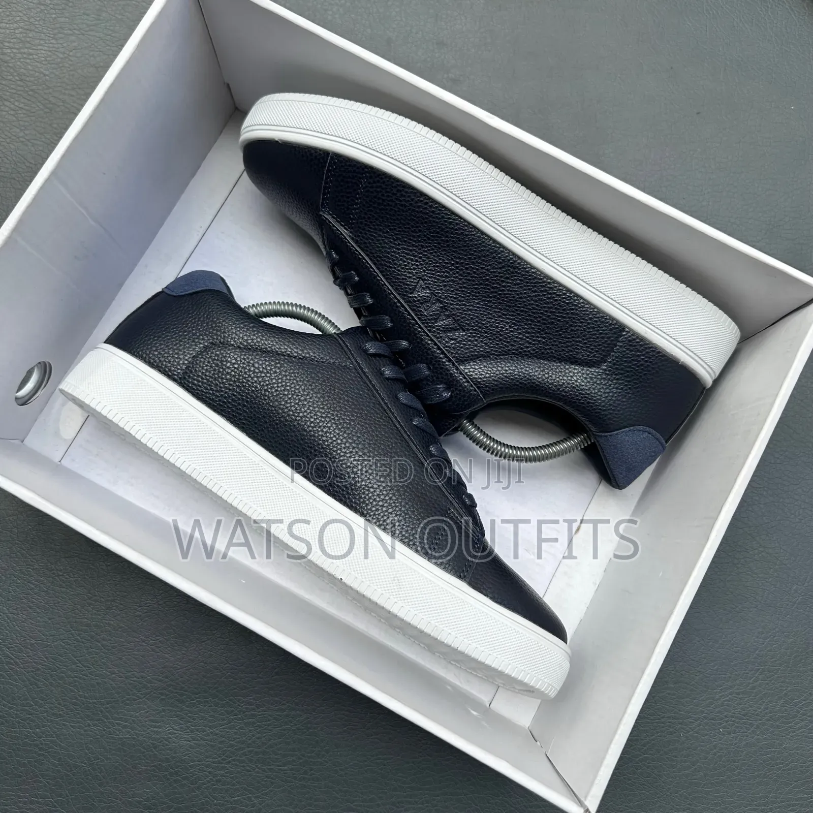 Men's Leather Footwears or Shoes 5 Colours Materials Class or Grade A