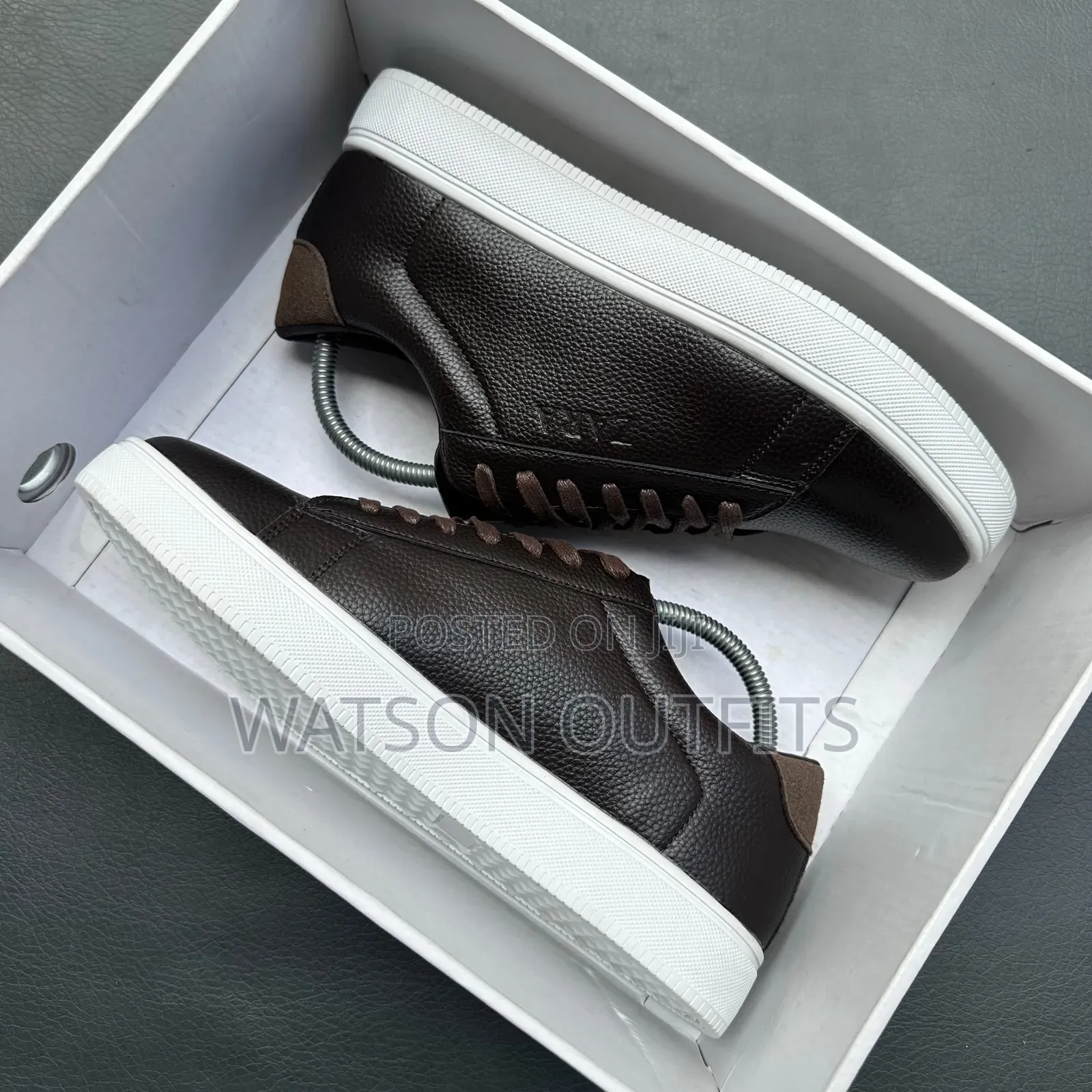 Men's Leather Footwears or Shoes 5 Colours Materials Class or Grade A