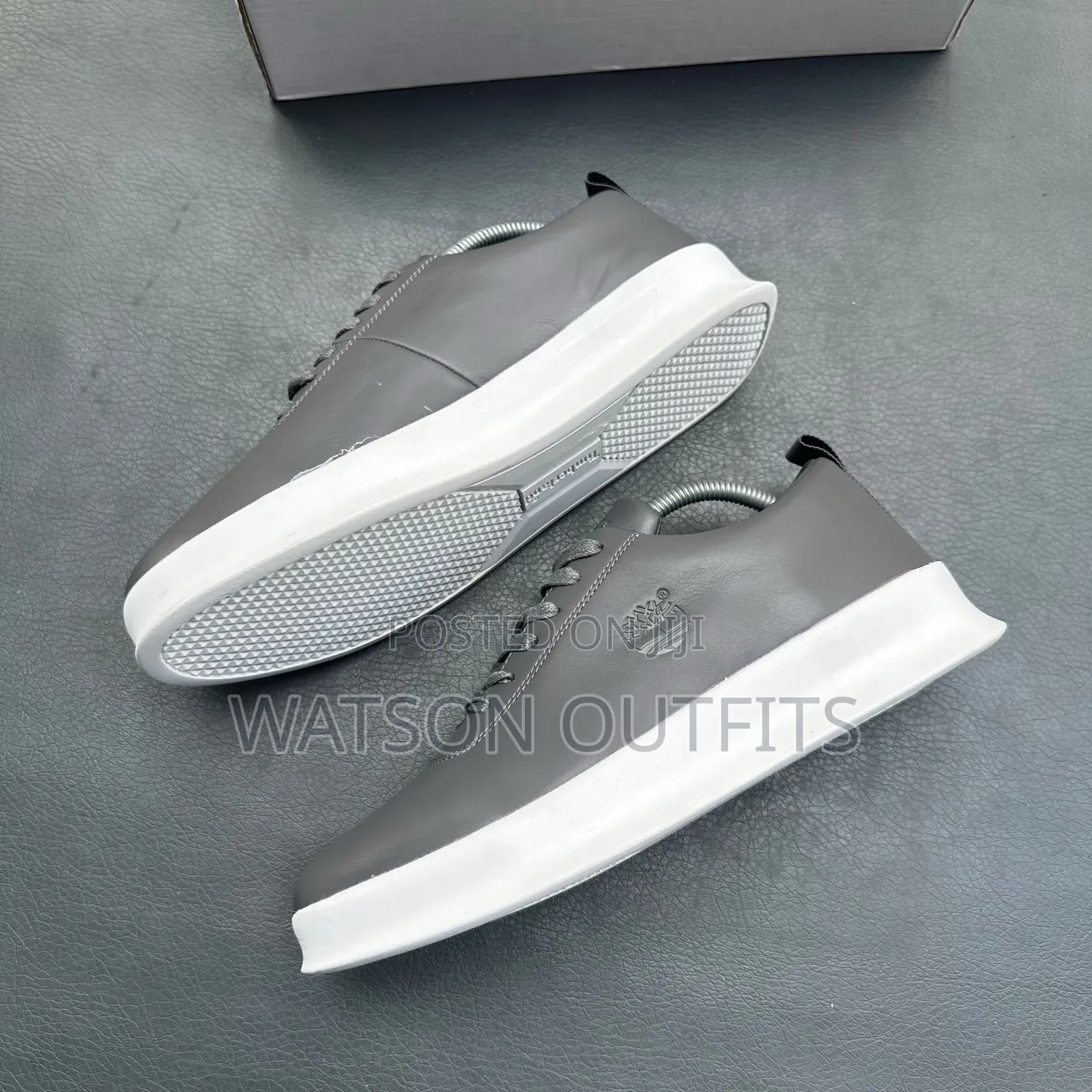 Men's Leather Footwears or Shoes 5 Colours Materials Class or Grade A