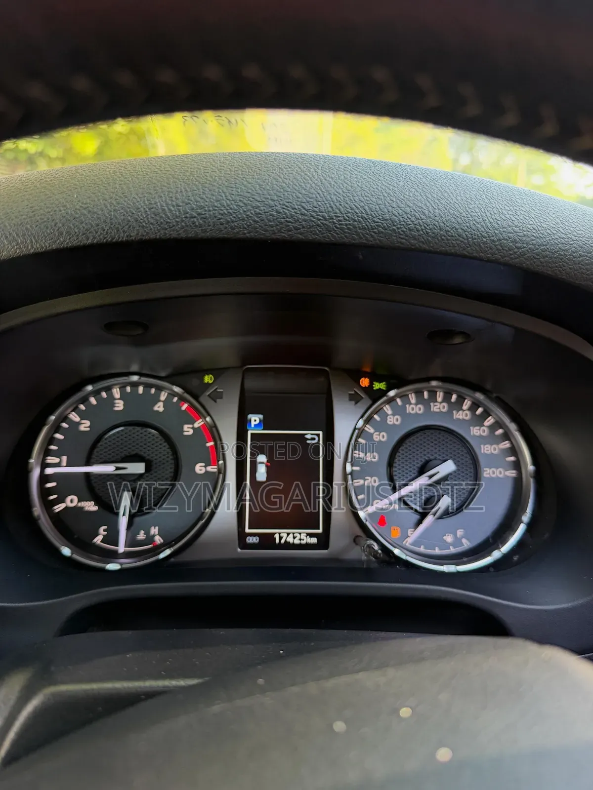 Toyota Hilux 2021 Off white
