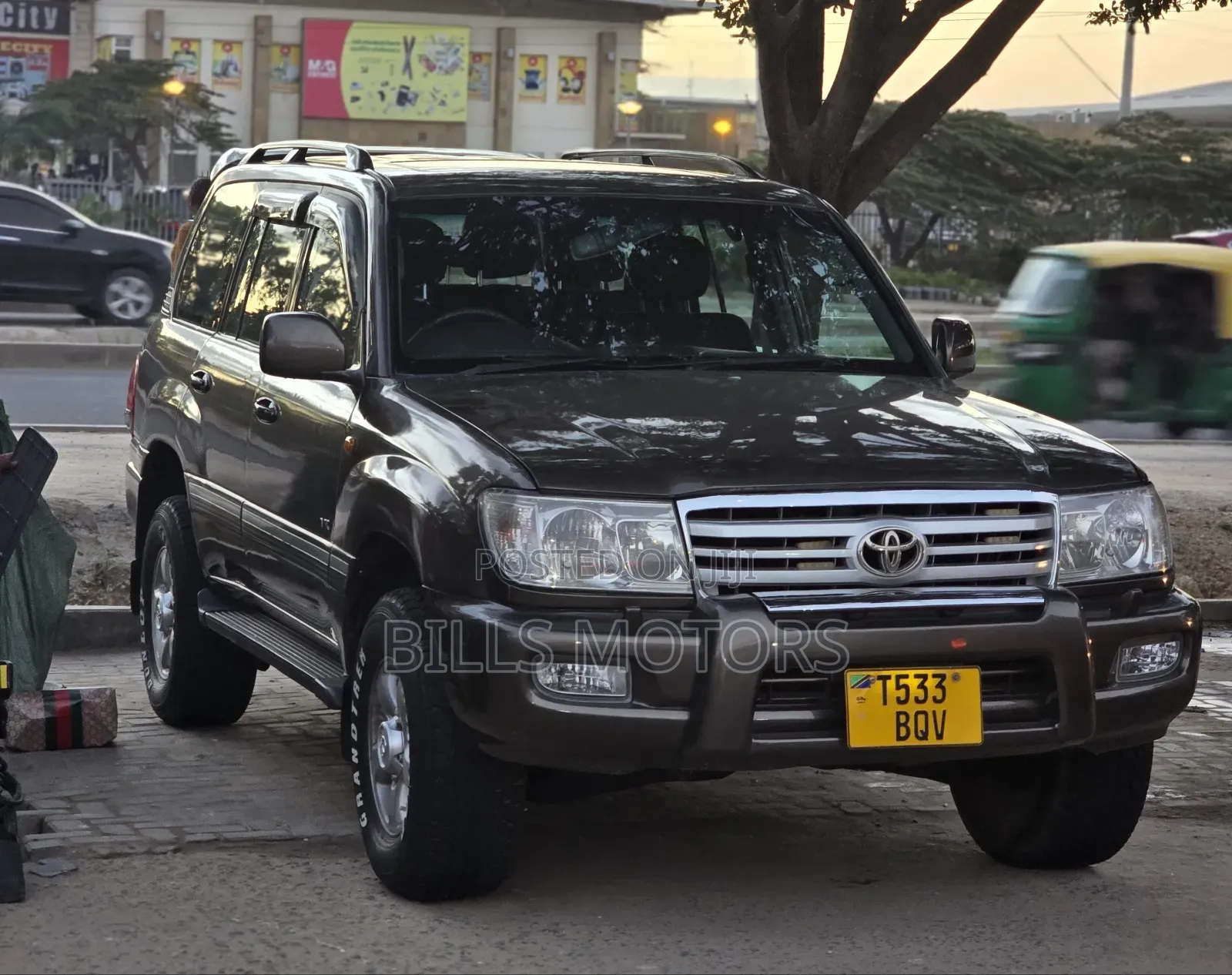 Toyota Land Cruiser 2001 Green