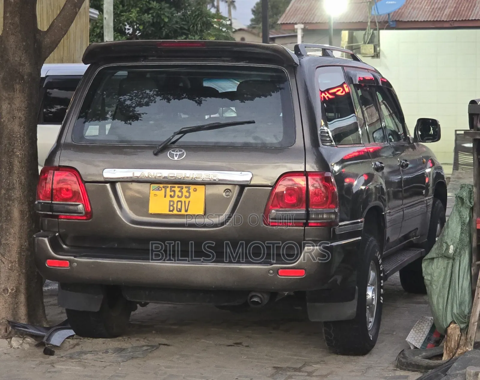 Toyota Land Cruiser 2001 Green