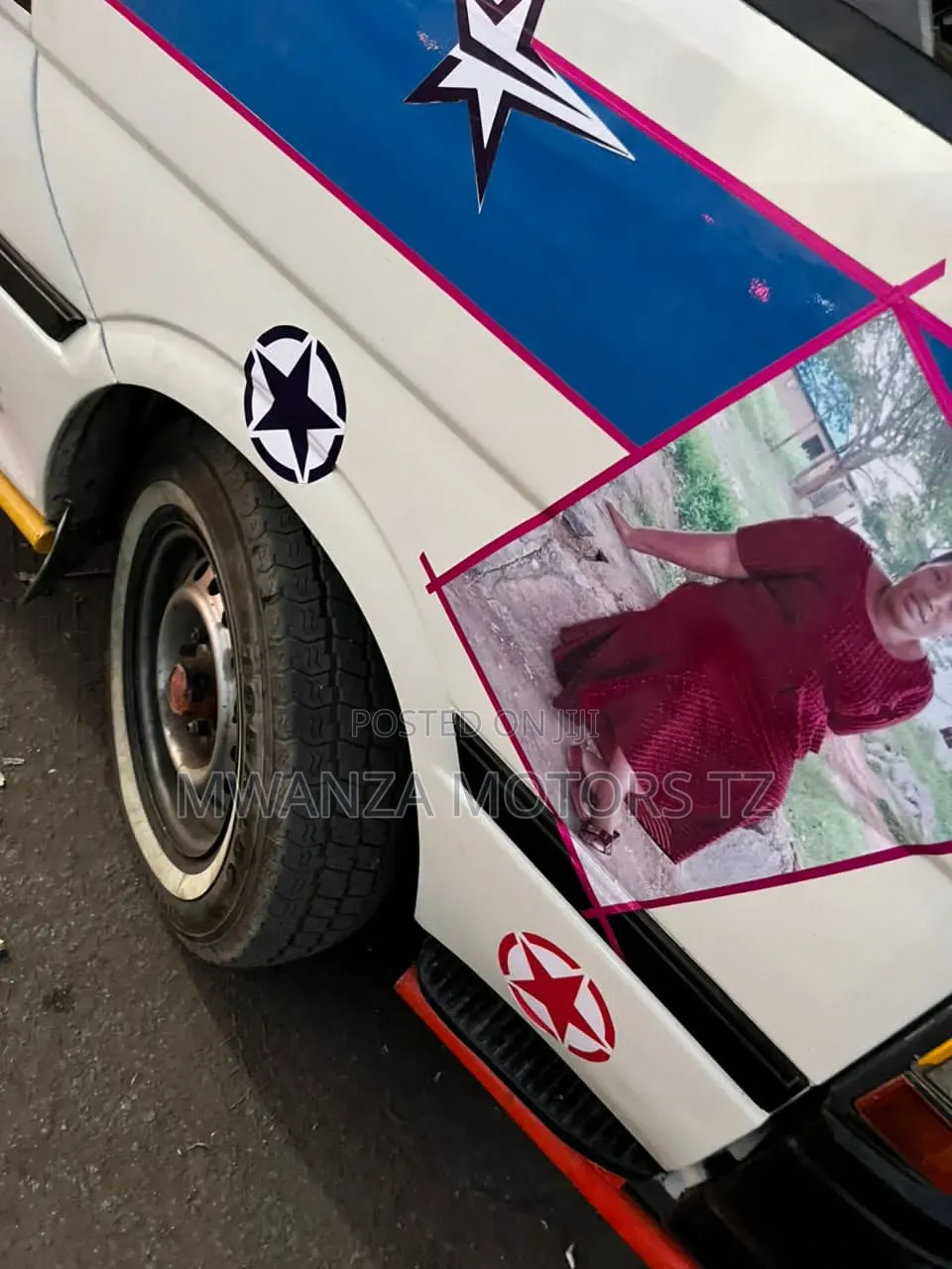 Toyota HiAce 2002 White