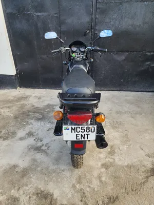 New Bajaj Boxer 125 2022 Black