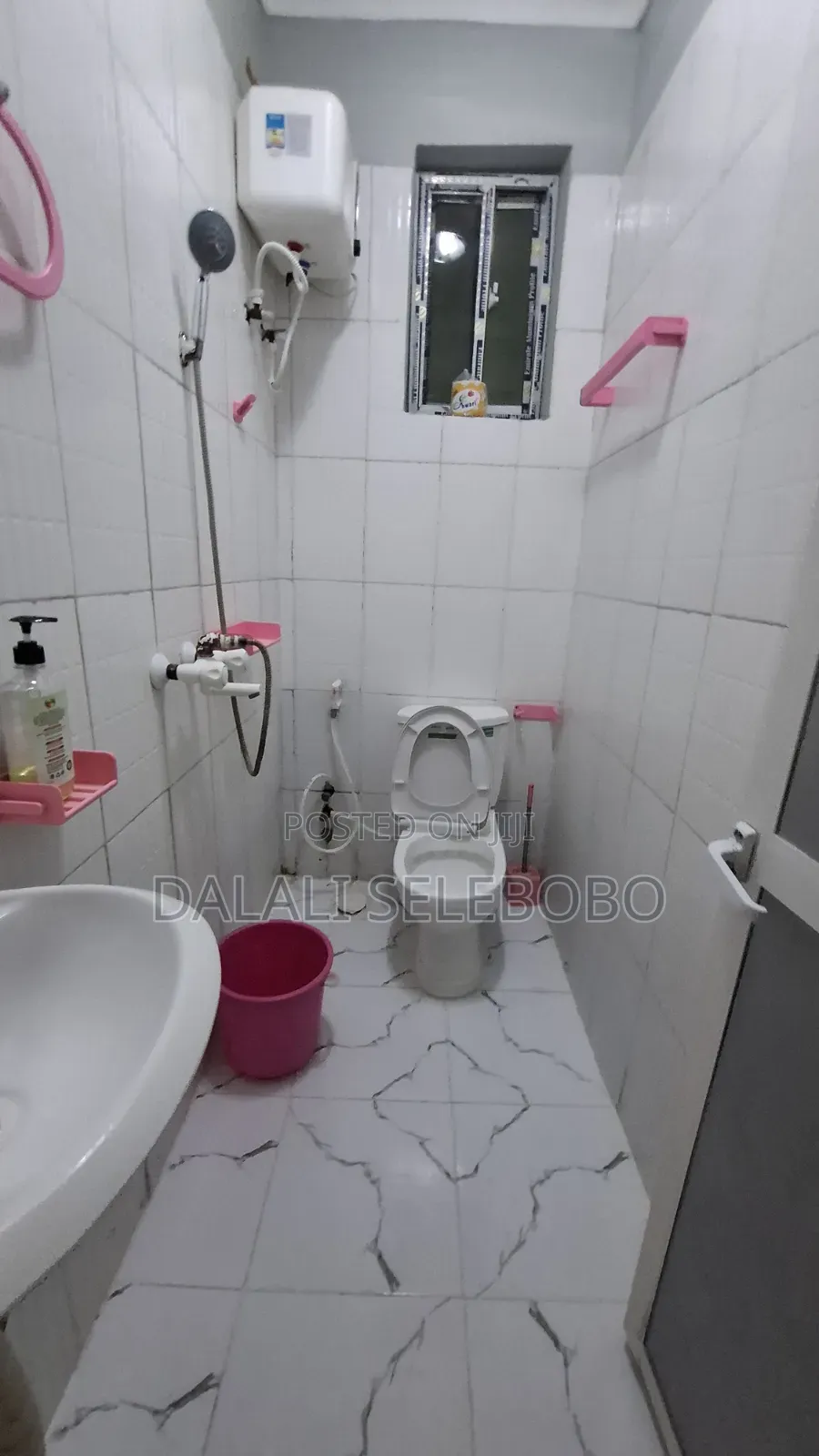 Studio Apartment in Makumbusho Bus Stop, Kijitonyama for rent
