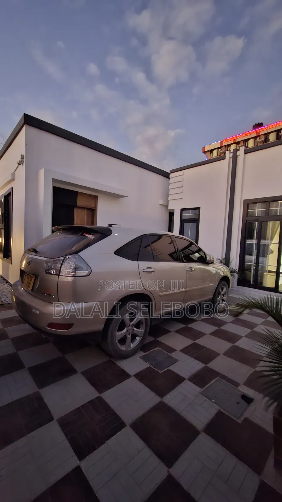 4bdrm Bungalow in Sinza Mugabe for sale
