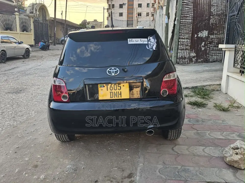 Toyota IST 2006 Black