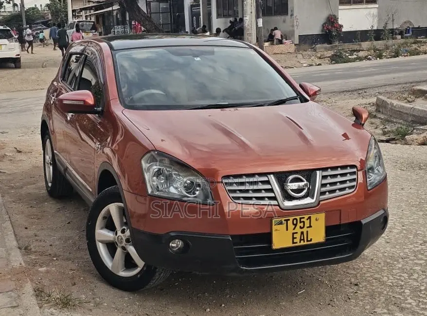 Nissan Dualis 2011 Maroon