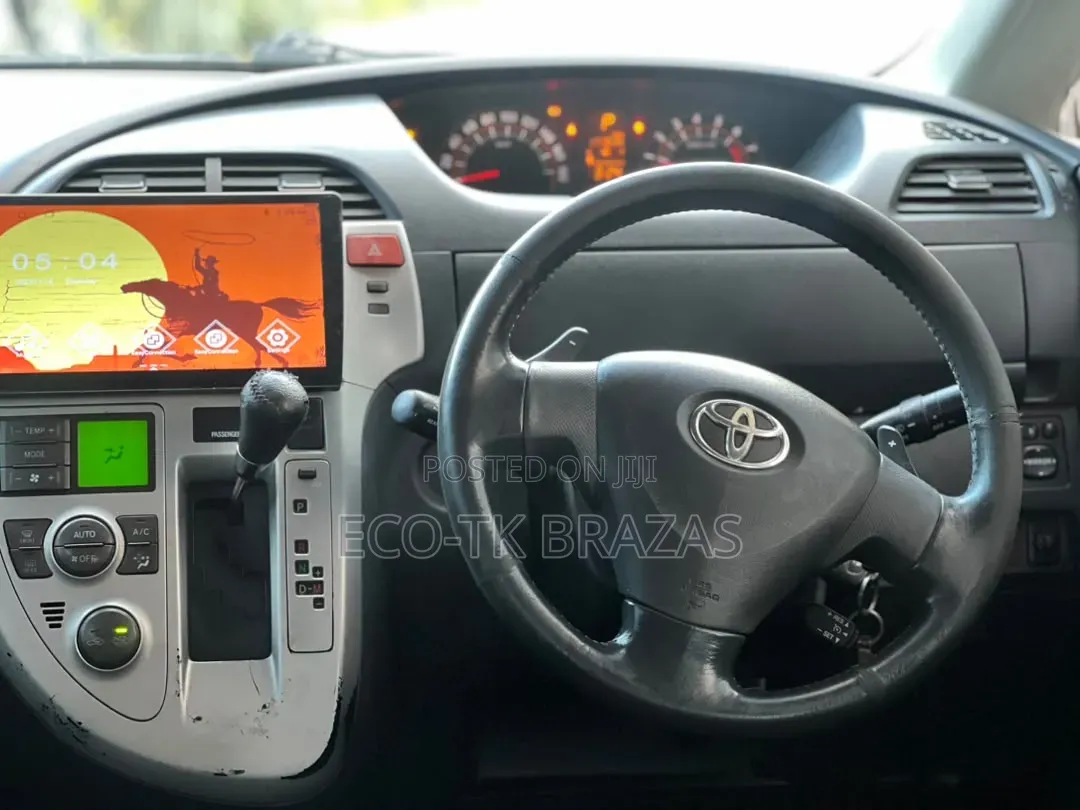 Toyota Ractis 2005 Pearl
