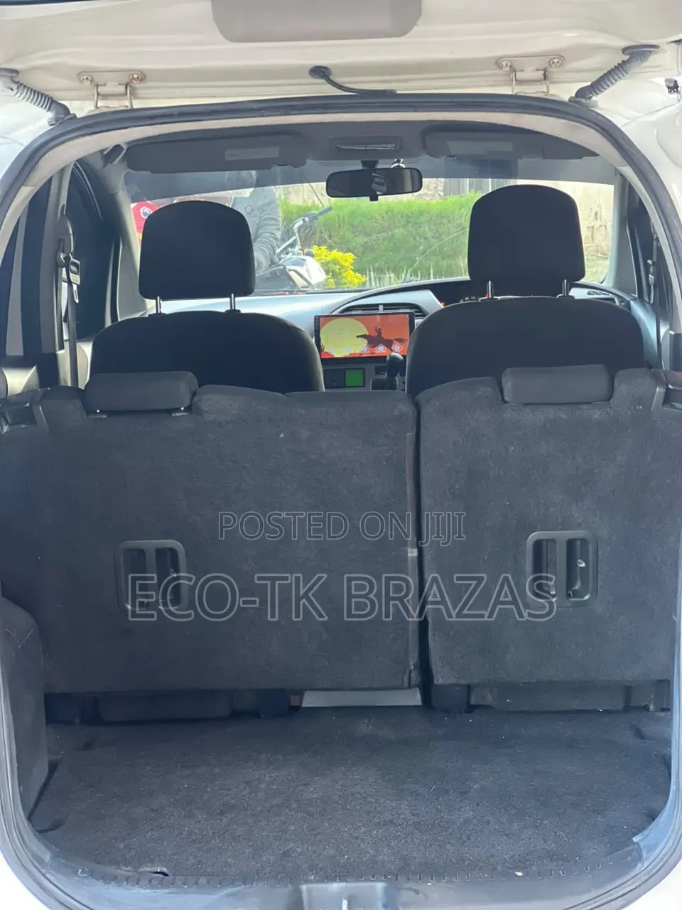 Toyota Ractis 2005 Pearl
