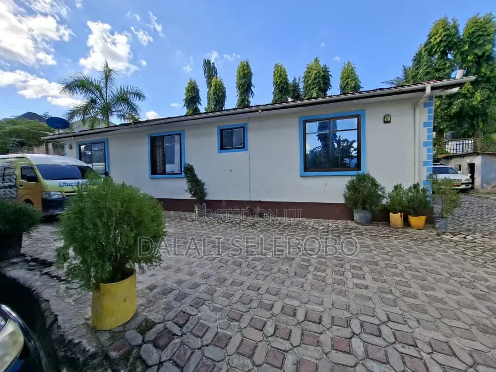 1bdrm Condo in Kimara Suka for rent