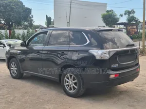 Mitsubishi Outlander 2014 Matt Black