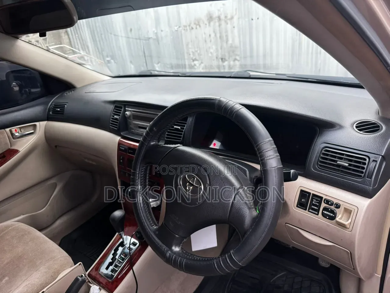 Toyota Corolla RunX 2005 Gold