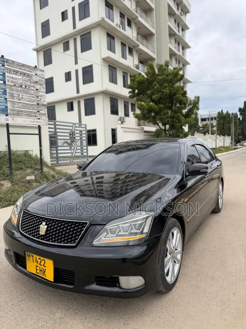 Toyota Crown 2007 Matt Black