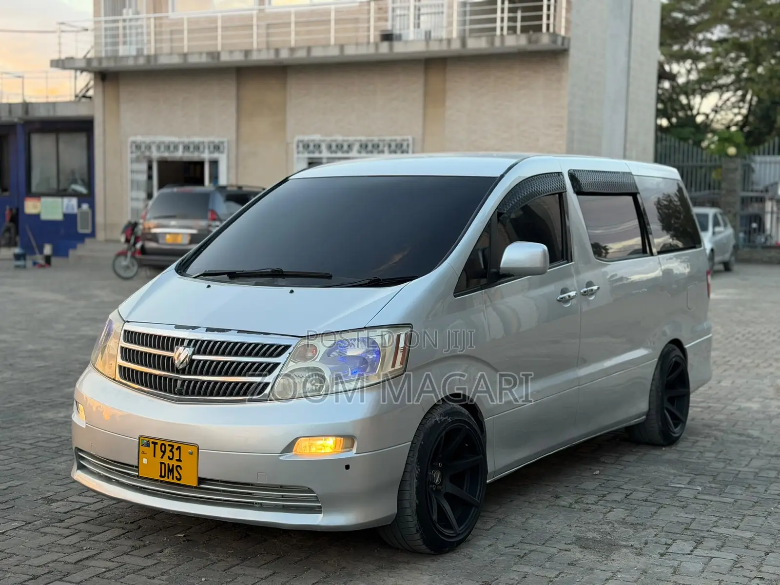 Toyota Alphard 2006 Silver