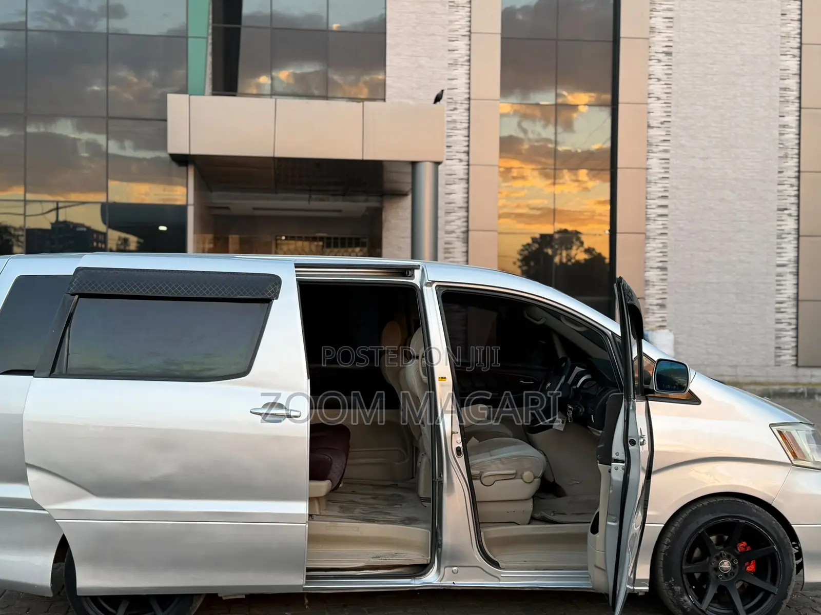 Toyota Alphard 2006 Silver