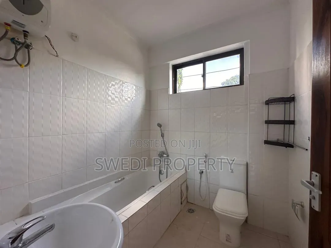 3bdrm House in Swedi Property, Oyster Bay for rent