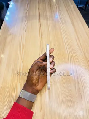 Apple iPhone 13 128 GB White