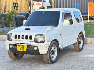 Suzuki Jimny 2000 White