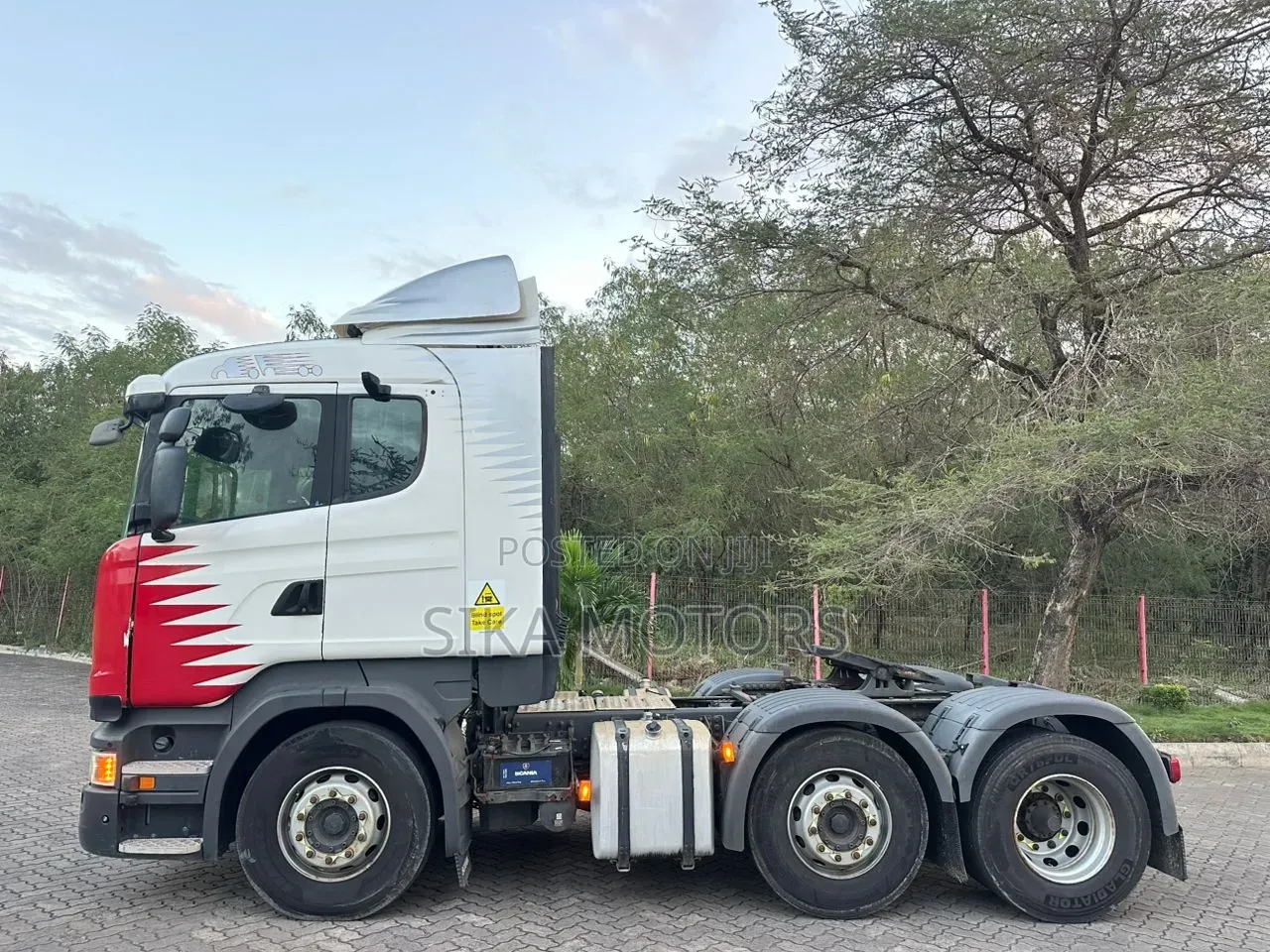 Scania Horse R450 6x2