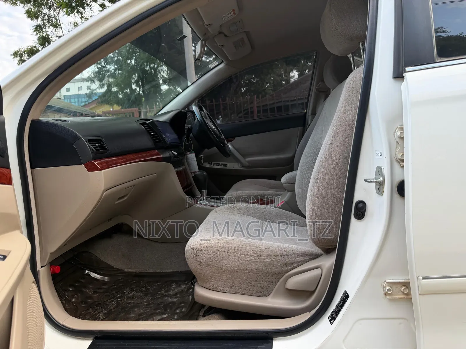Toyota Premio 2004 White
