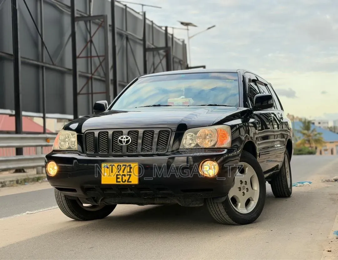 Toyota Kluger 2004 Black