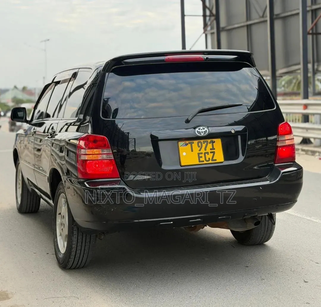 Toyota Kluger 2004 Black