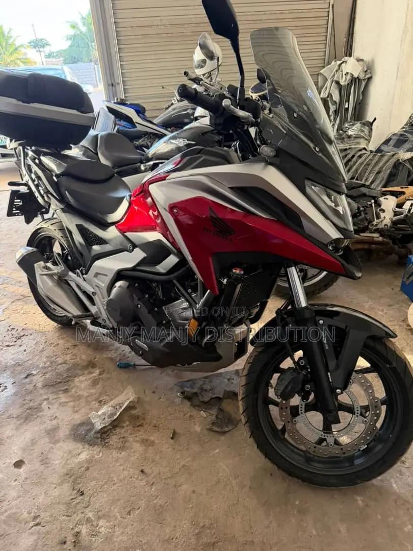 Honda NC700X 2024 Red