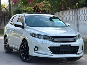 Toyota Harrier 2016 Beige