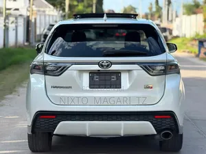 Toyota Harrier 2016 Beige