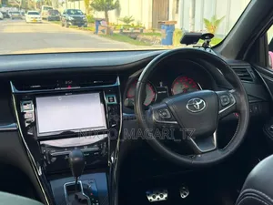 Toyota Harrier 2016 Beige
