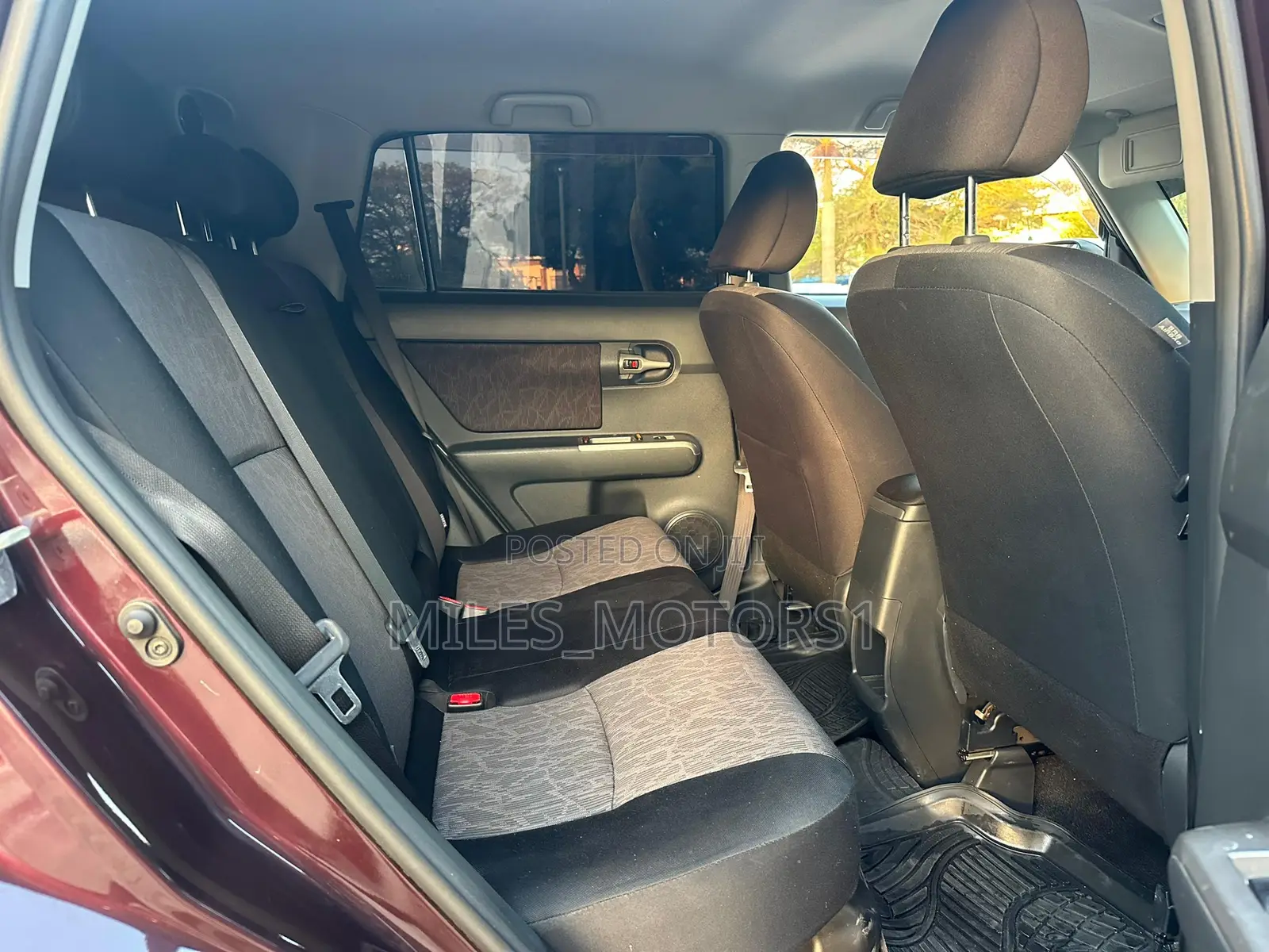 Toyota Corolla Rumion 2010 Maroon