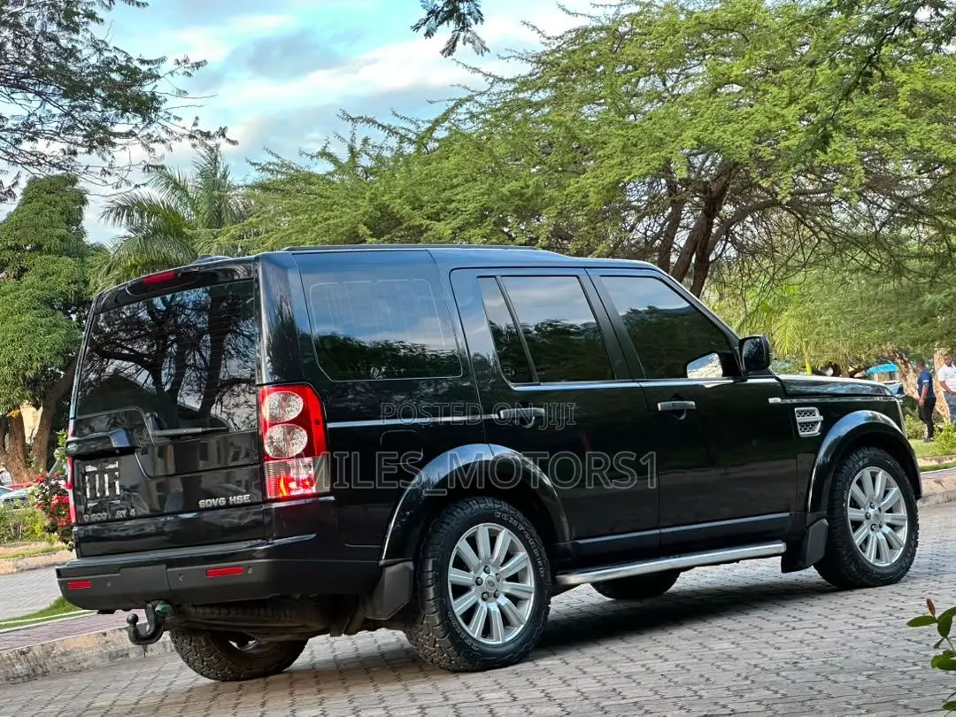 Land Rover Discovery 2014 Black