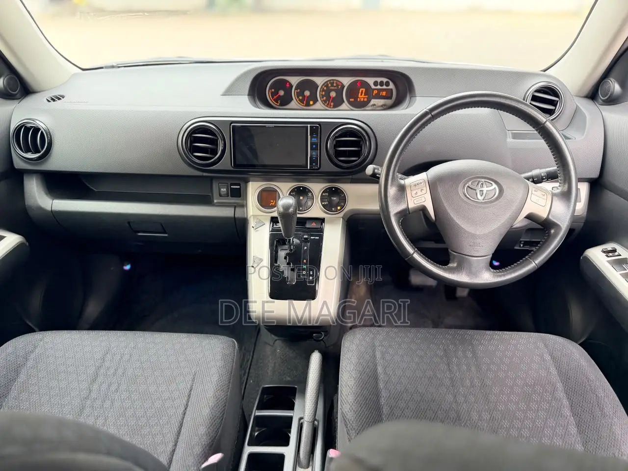 Toyota Corolla Rumion 2008 White