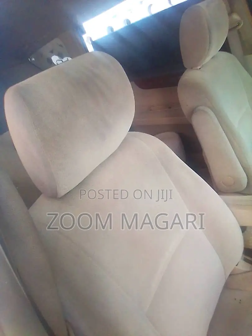 Toyota Ipsum 2003 Blue